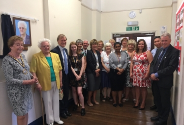WHSG Honours Former Headteacher